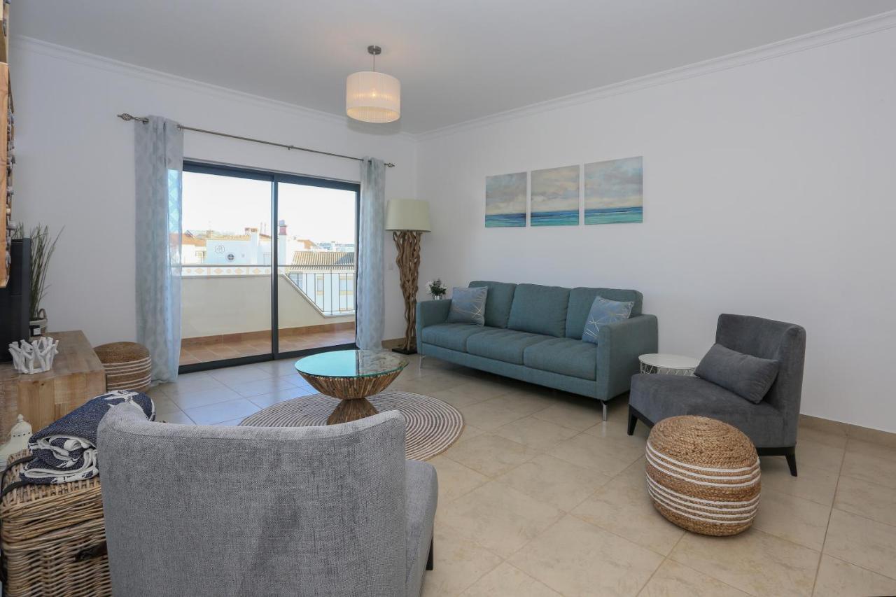3 Bedroom Apartment With Indoor Pool Central Lagos Esterno foto