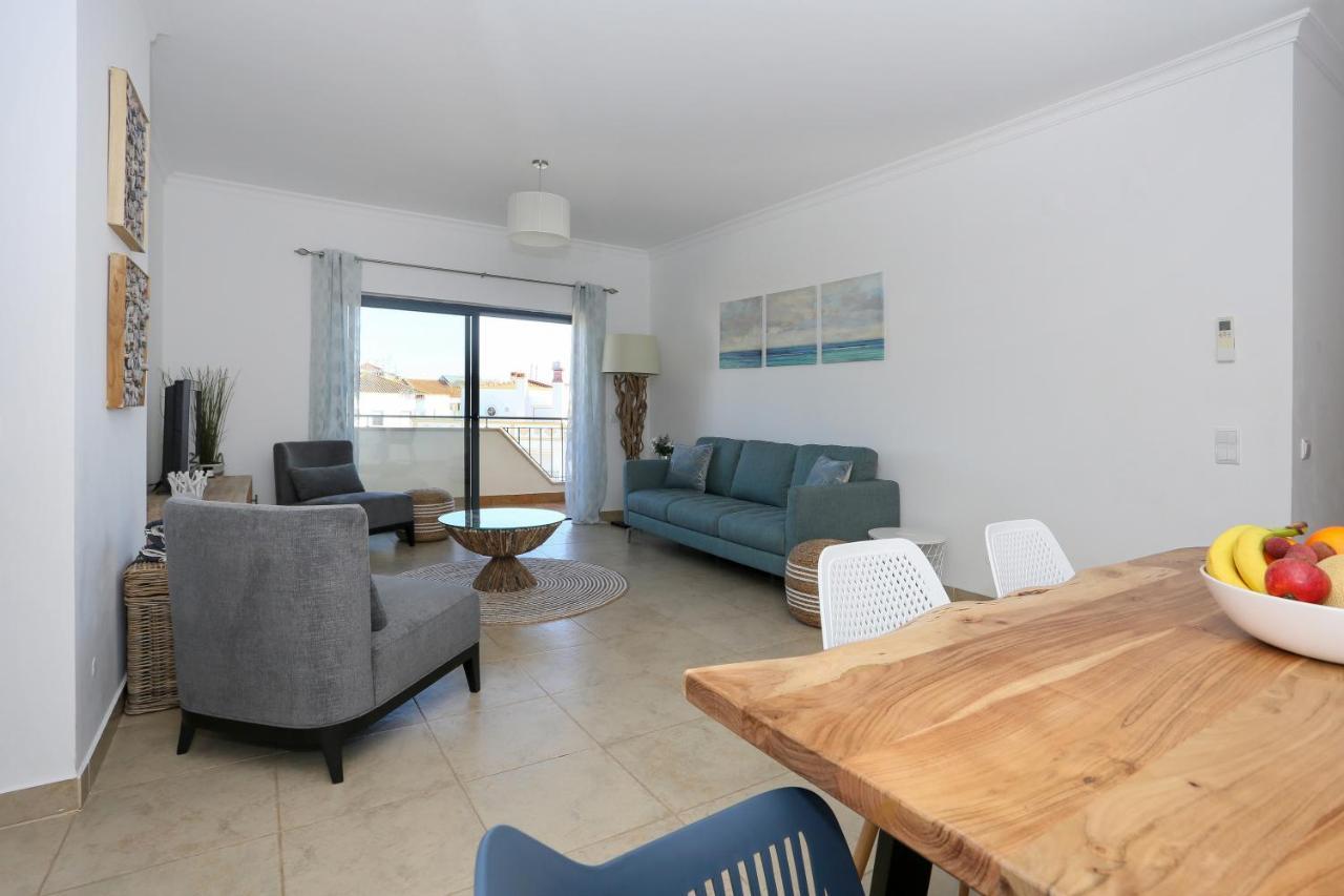 3 Bedroom Apartment With Indoor Pool Central Lagos Esterno foto