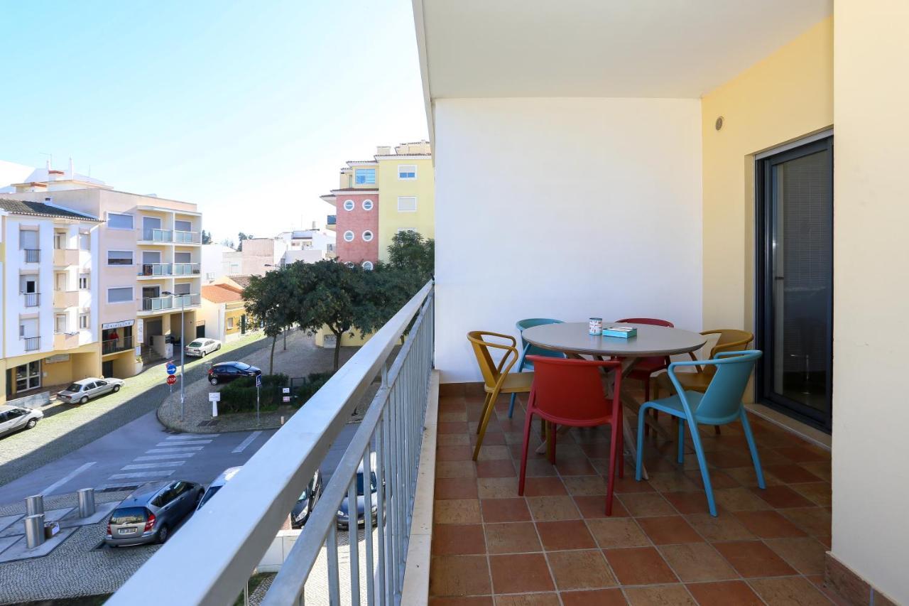 3 Bedroom Apartment With Indoor Pool Central Lagos Esterno foto