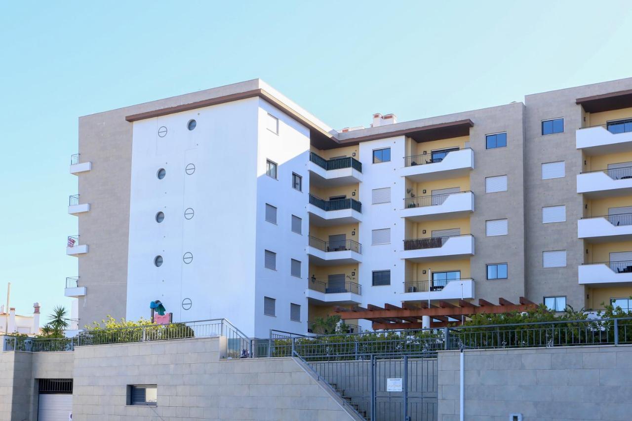 3 Bedroom Apartment With Indoor Pool Central Lagos Esterno foto