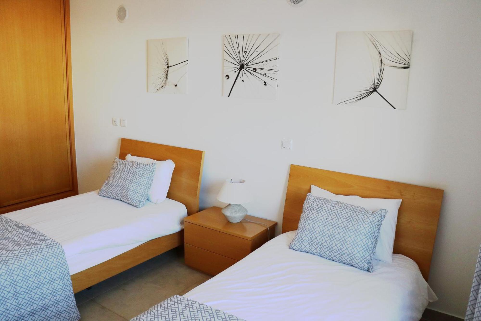 3 Bedroom Apartment With Indoor Pool Central Lagos Esterno foto
