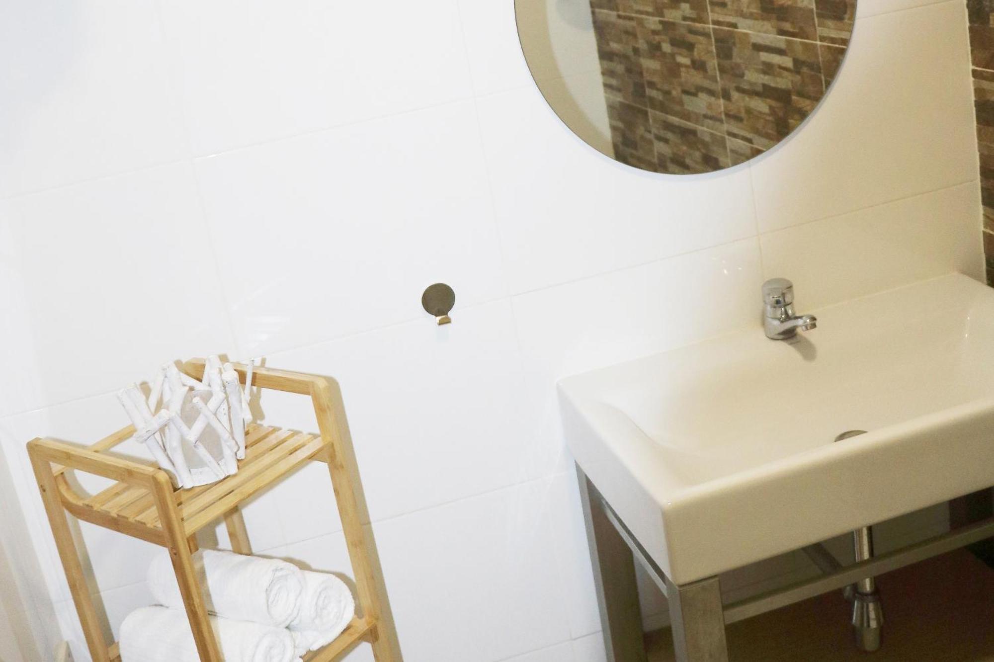 3 Bedroom Apartment With Indoor Pool Central Lagos Esterno foto