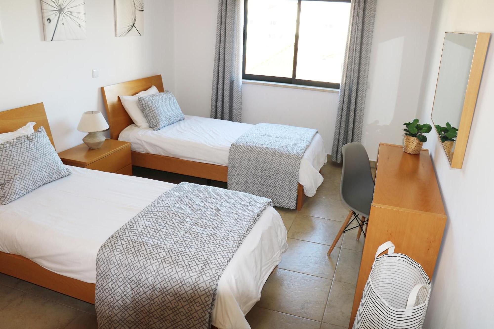 3 Bedroom Apartment With Indoor Pool Central Lagos Esterno foto