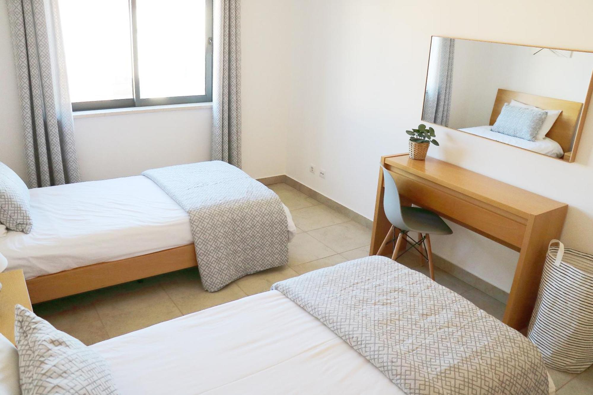 3 Bedroom Apartment With Indoor Pool Central Lagos Esterno foto