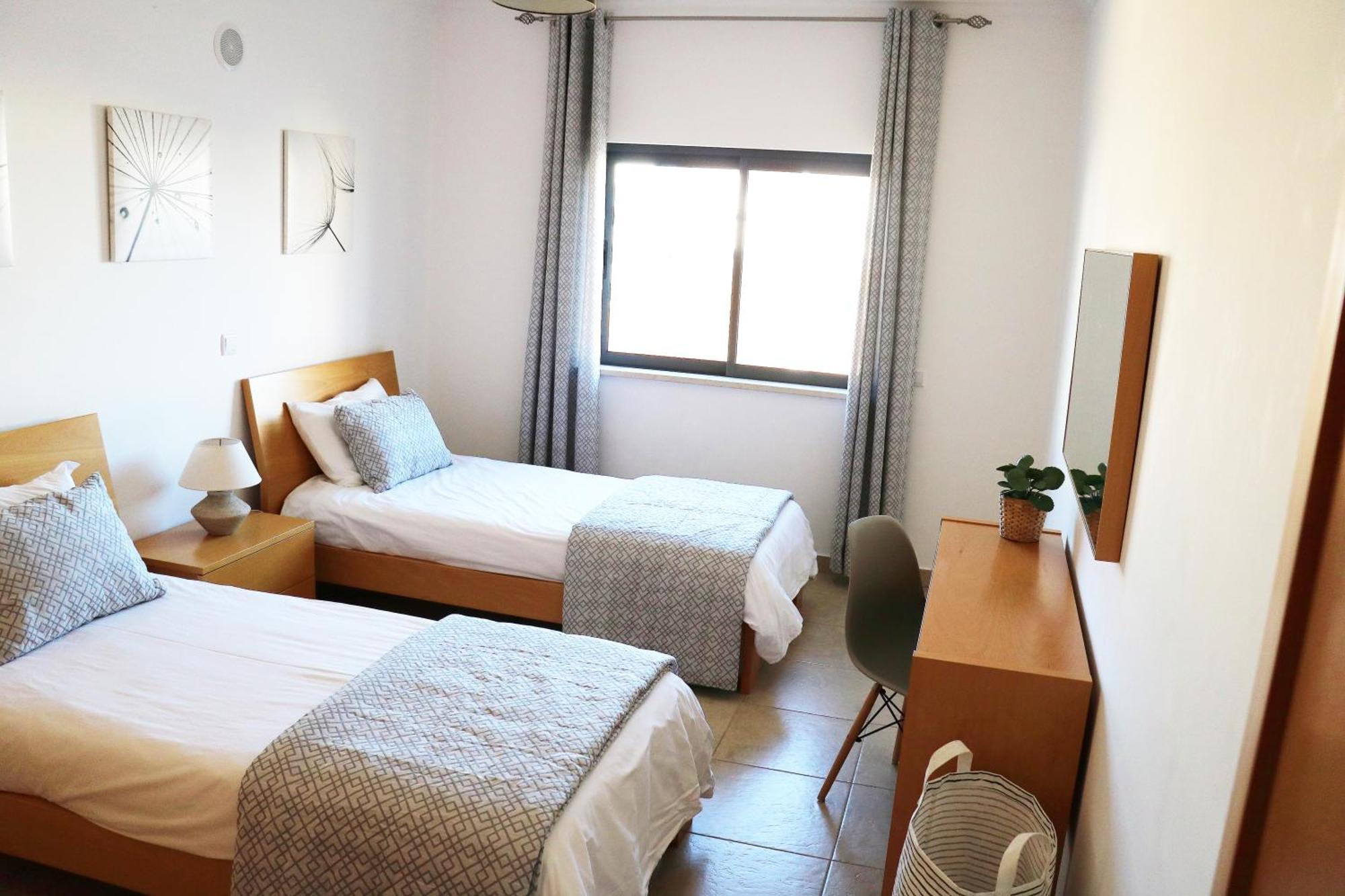 3 Bedroom Apartment With Indoor Pool Central Lagos Esterno foto